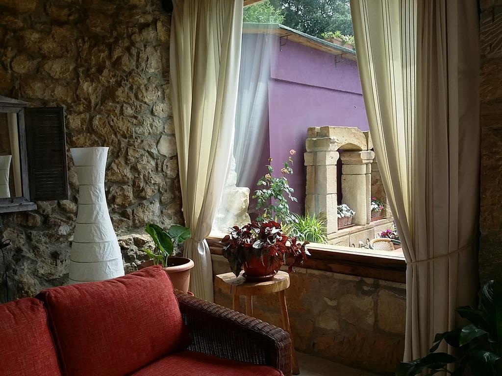 ホテル Posada El Salin Muñorrodero エクステリア 写真